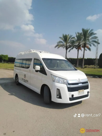 explore-egypt-this-winter-with-a-toyota-hiace-big-0